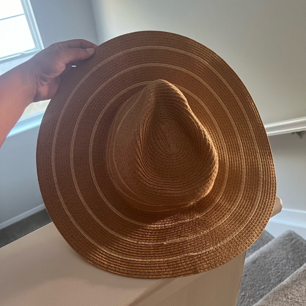 Sun hat - Picture 3 of 5